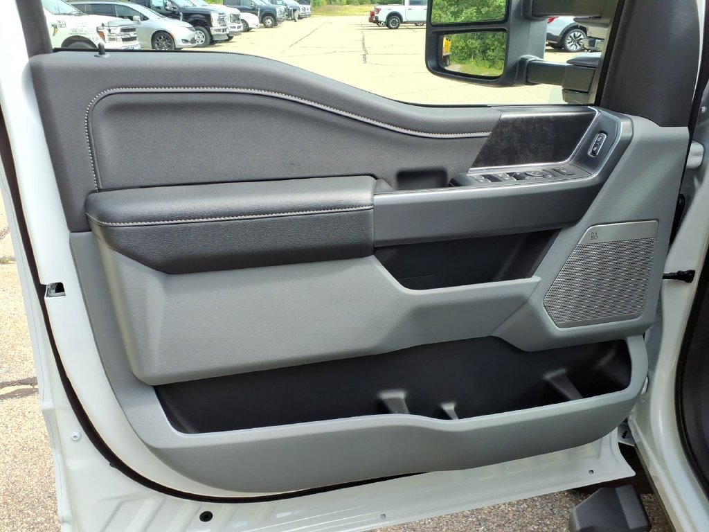 New 2026 Ford F250 XLT w/ XLT Premium Package AWD/4WD image 19