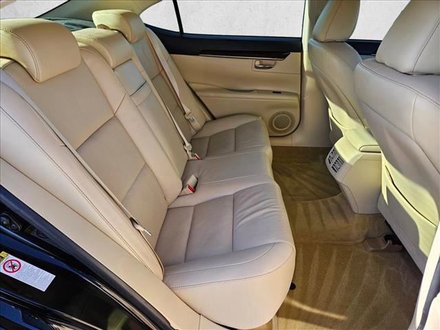Used 2013 Lexus ES 350 w/ Luxury Pkg image 20
