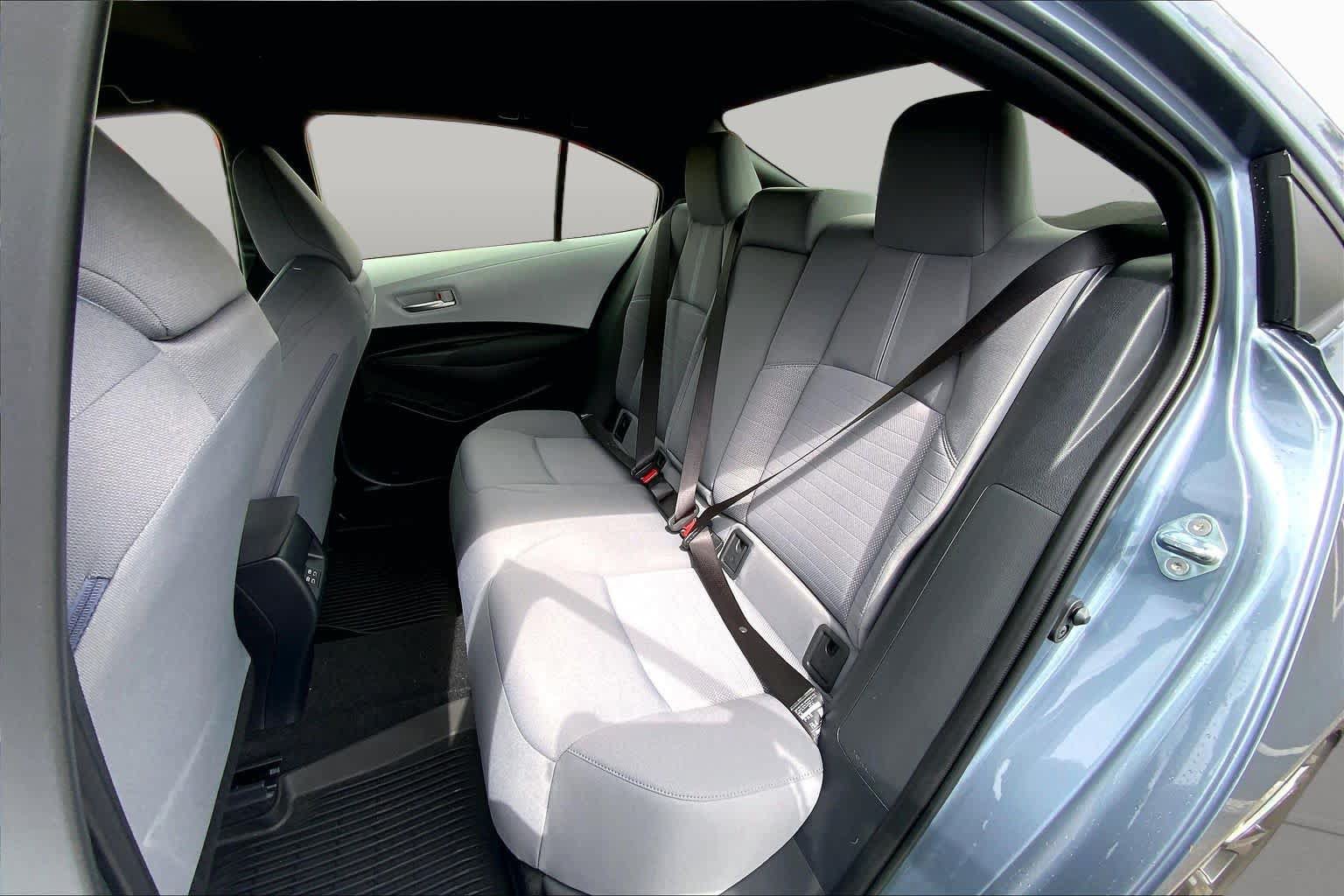 Used 2026 Toyota Corolla SE FWD image 20