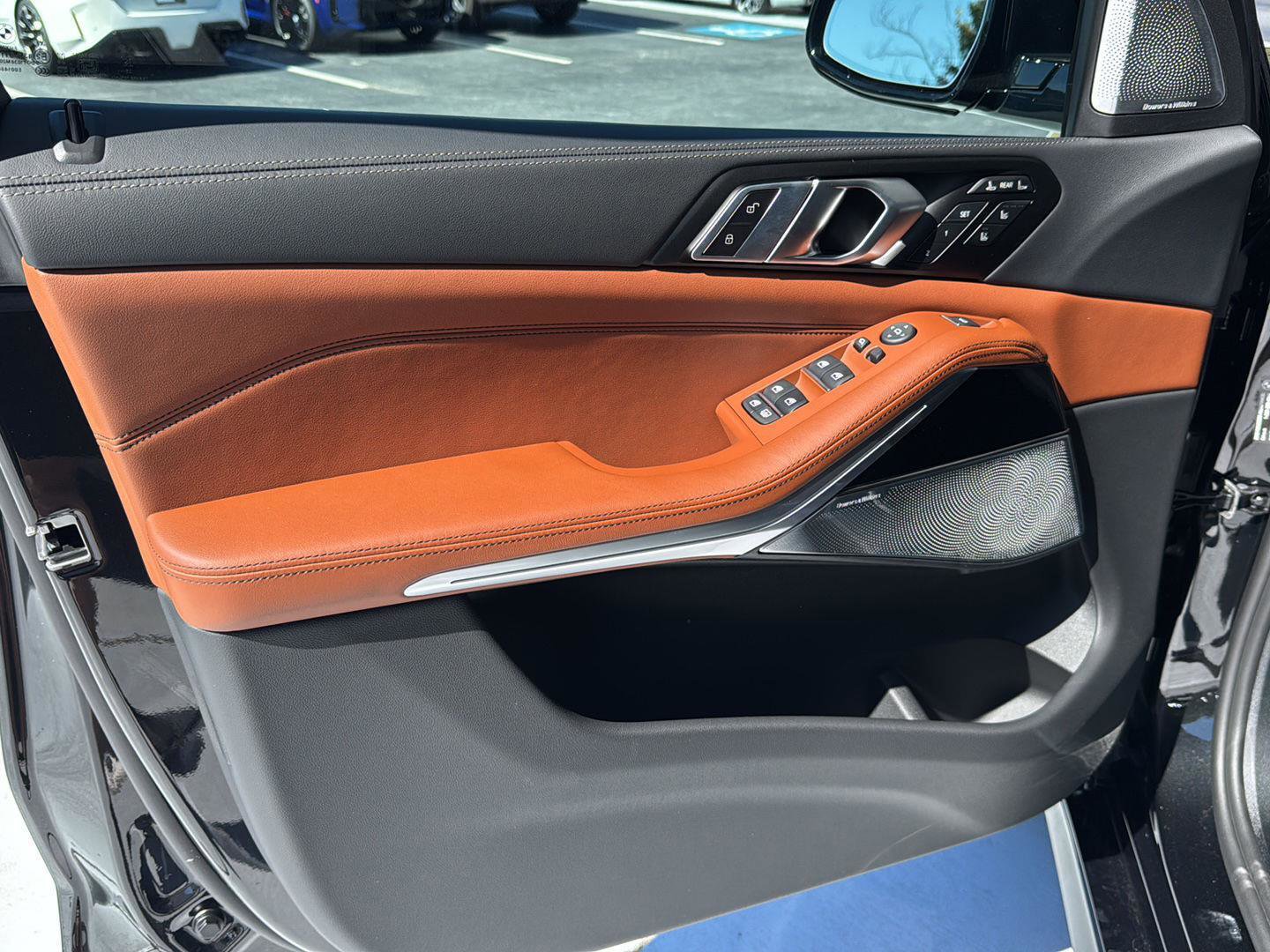 New 2026 BMW X7 M60i image 14