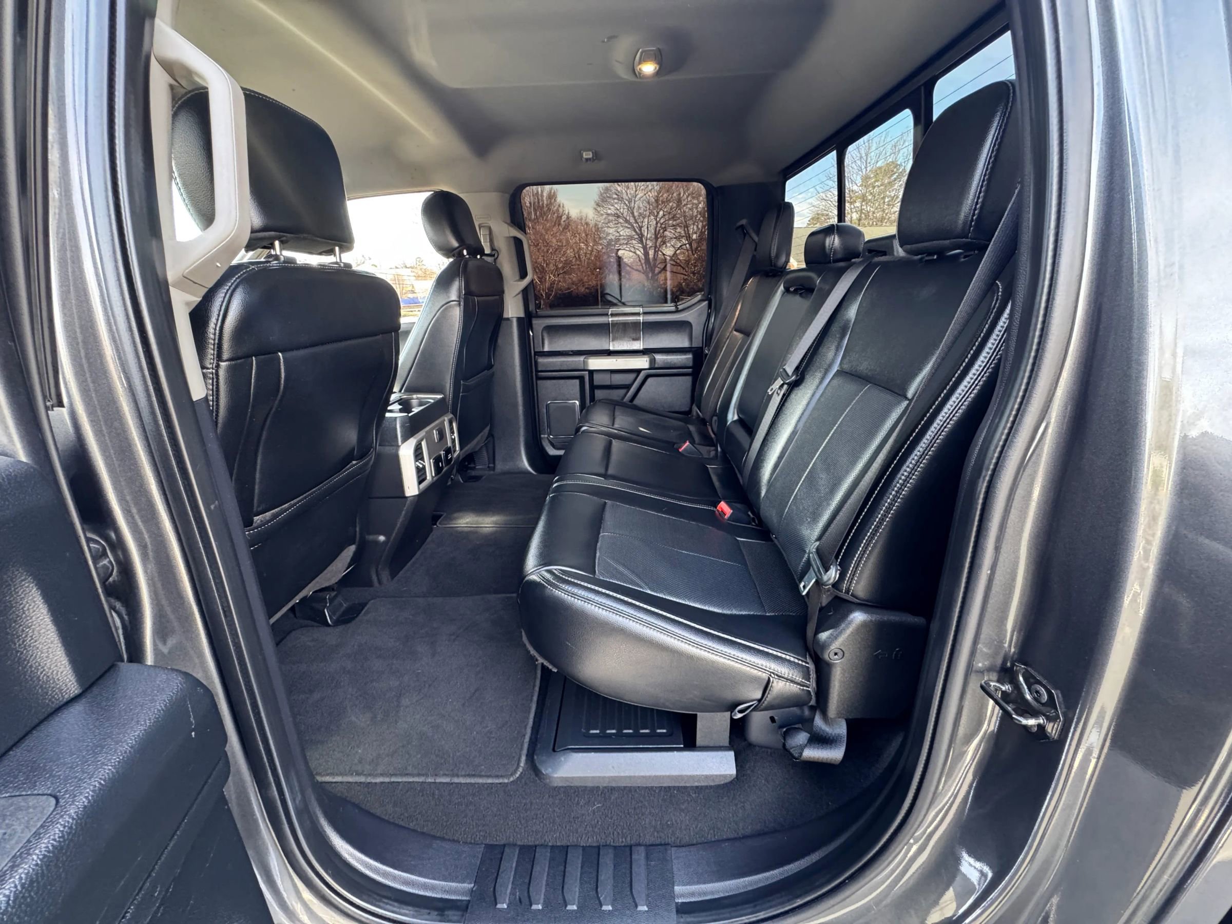Used 2020 Ford F250 Lariat AWD/4WD image 17