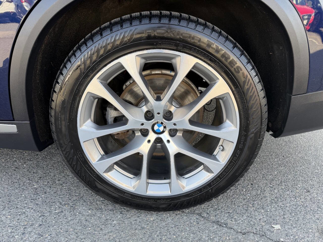 Used 2020 BMW X5 xDrive40i w/ Premium Package image 13