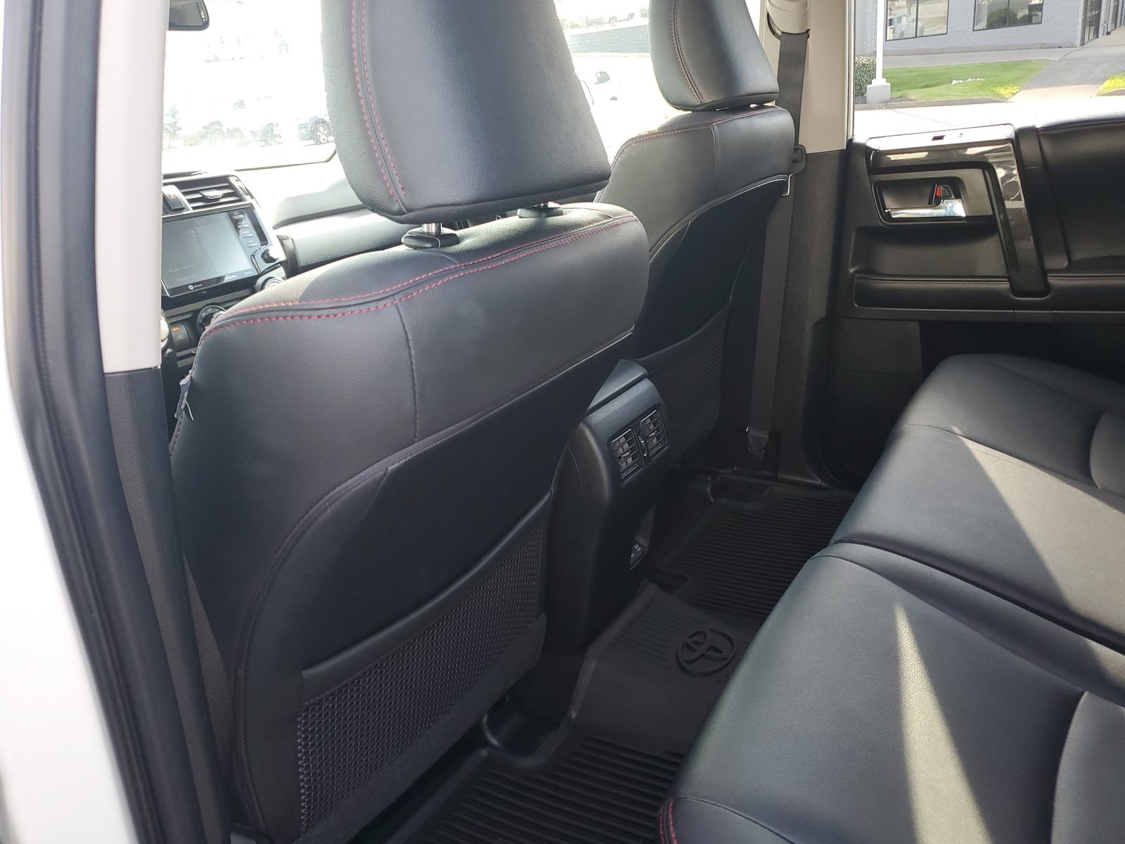 Certified 2020 Toyota 4Runner TRD Off-Road Premium w/ Moonroof Package AWD/4WD image 13