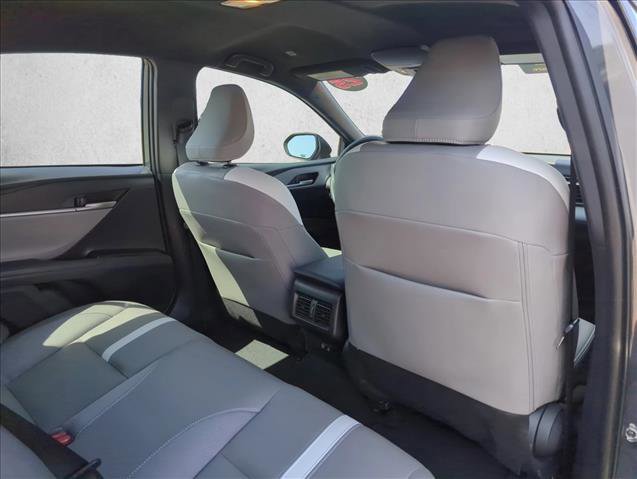 Used 2025 Toyota Camry SE w/ Convenience Package FWD image 20