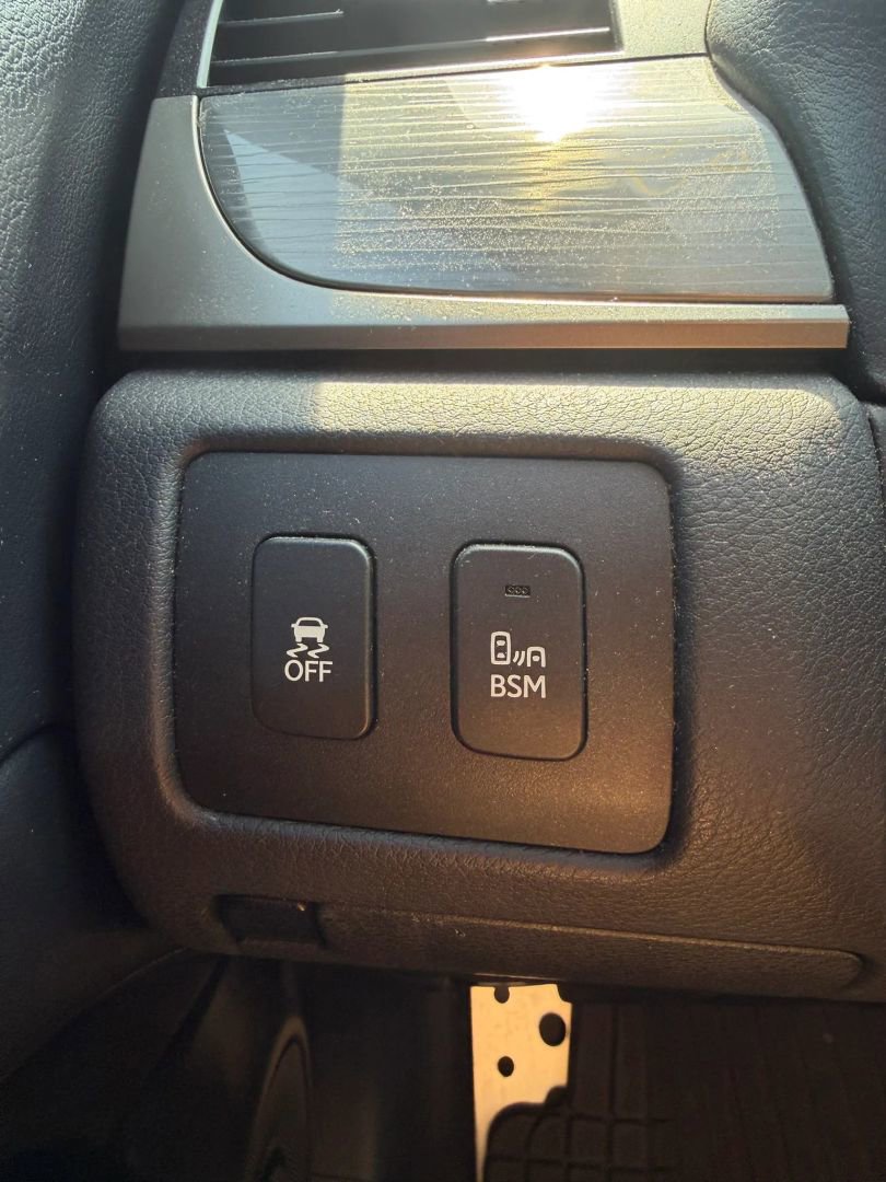 Used 2014 Lexus GS 350 w/ F Sport Package image 32