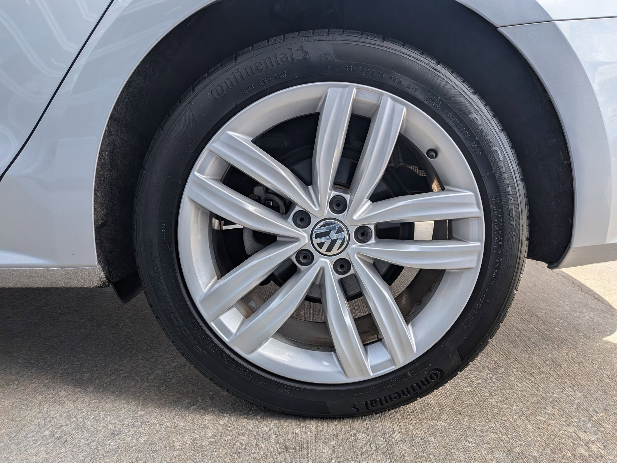 Used 2019 Volkswagen Passat 2.0T Wolfsburg w/ Wheels & Sunroof Package image 33