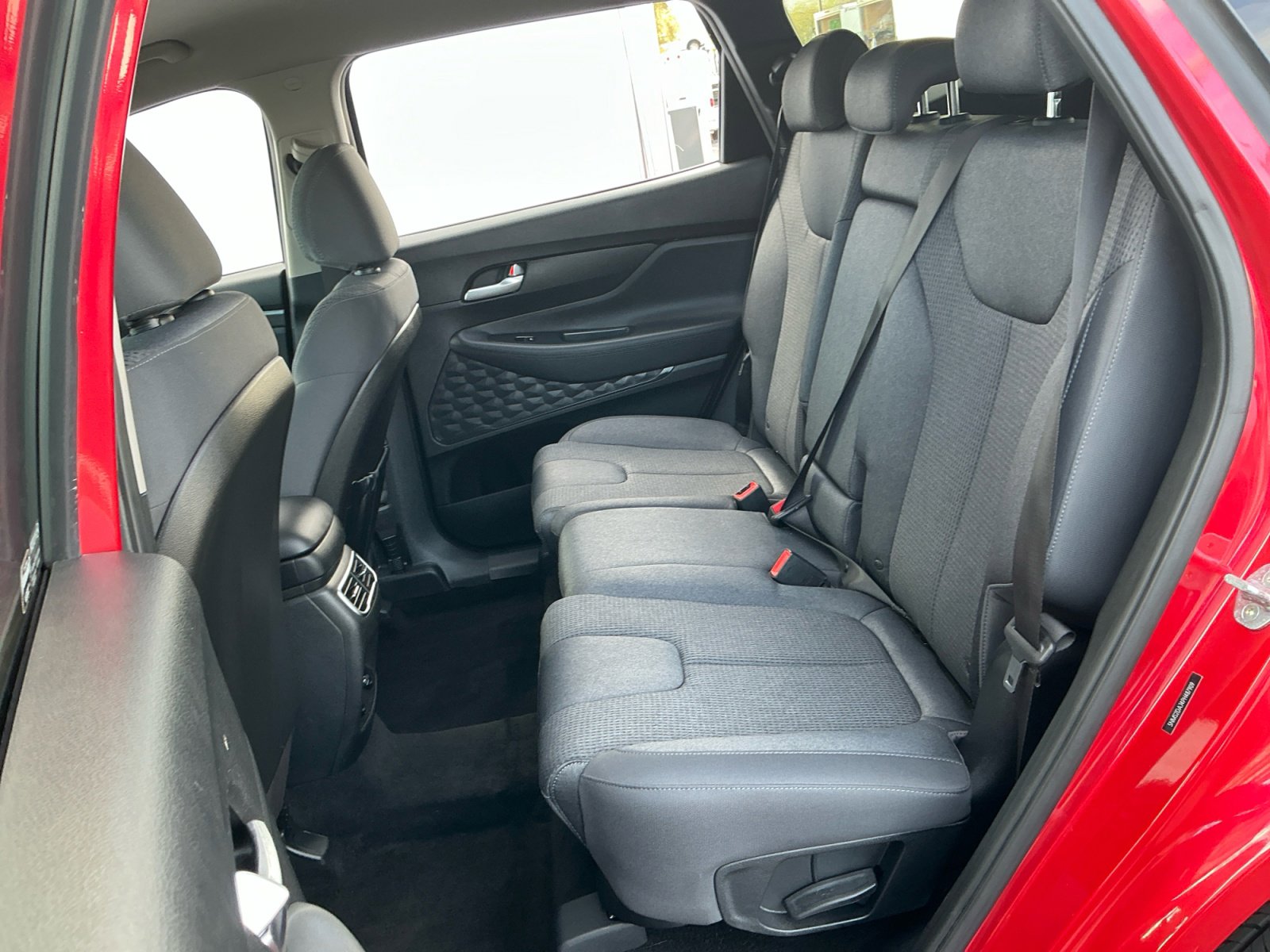 Used 2023 Hyundai Santa Fe SEL image 17