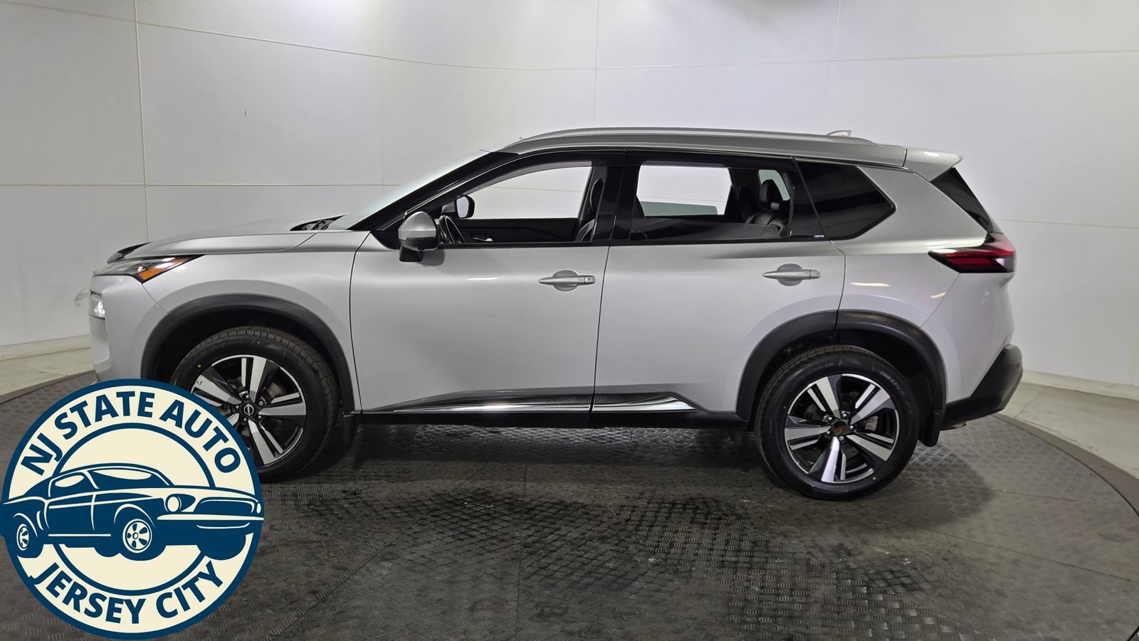 Used 2022 Nissan Rogue SL FWD image 4