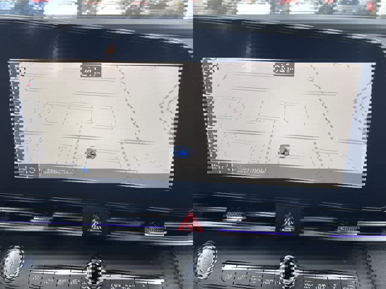 Used 2023 Hyundai Elantra Limited image 21