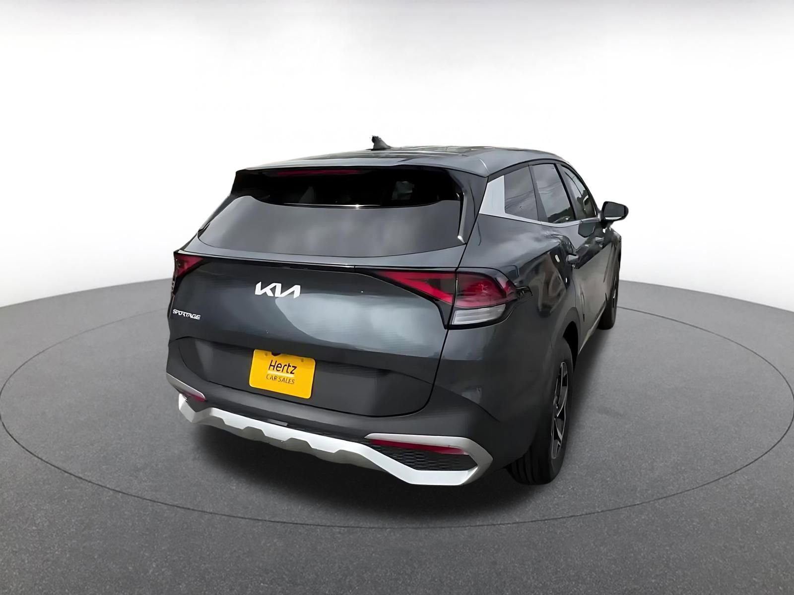 Used 2025 Kia Sportage LX image 13