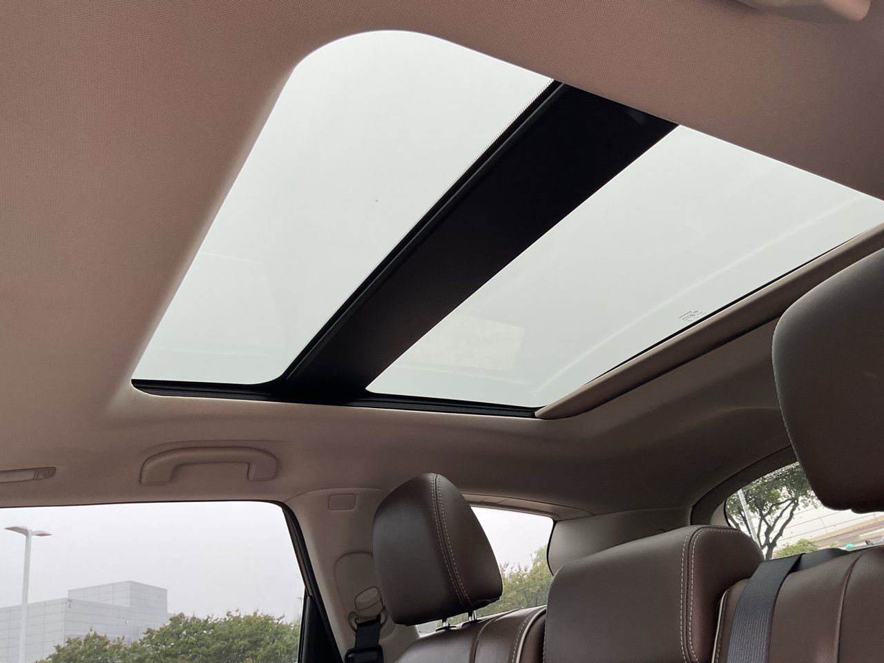 Used 2017 INFINITI QX60 FWD w/ Deluxe Technology Package image 25