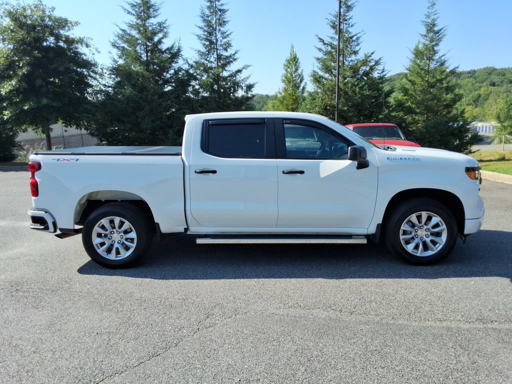 Certified 2025 Chevrolet Silverado 1500 Custom AWD/4WD image 4