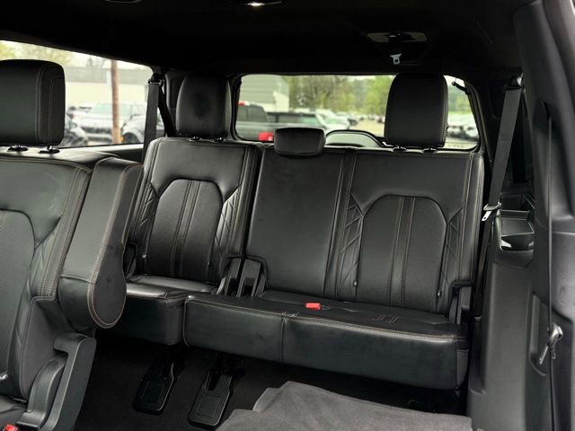 Used 2024 Ford Expedition Max Platinum AWD/4WD image 24