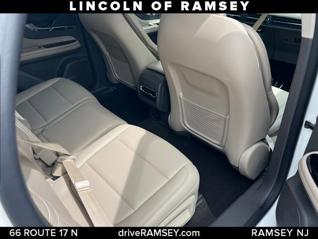 Used 2023 Lincoln Corsair AWD w/ Rear Removable Package Tray image 21