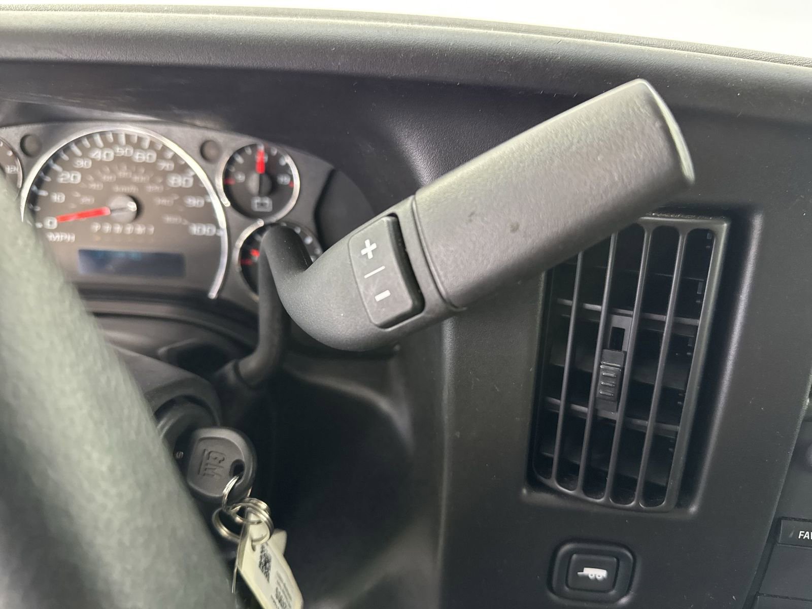 Used 2023 Chevrolet Express 2500 w/ Driver Convenience Package image 17