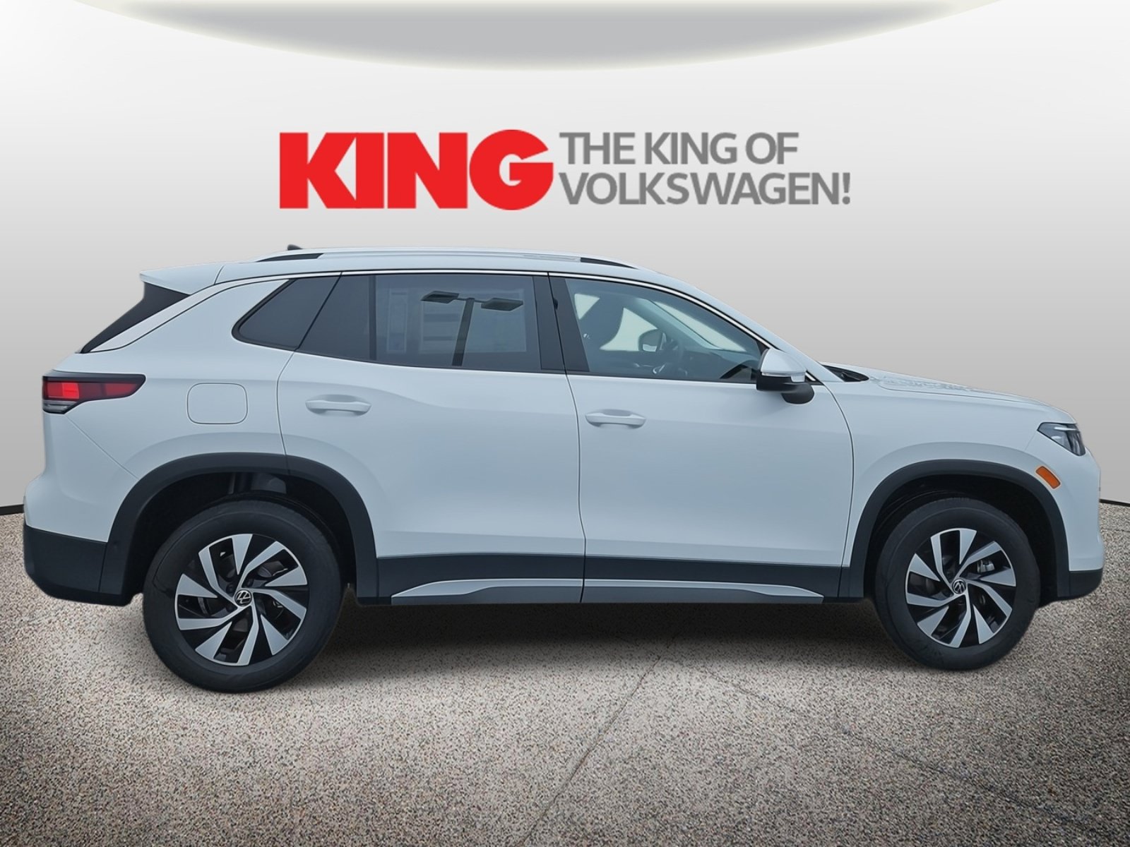 New 2026 Volkswagen Tiguan S AWD/4WD image 2
