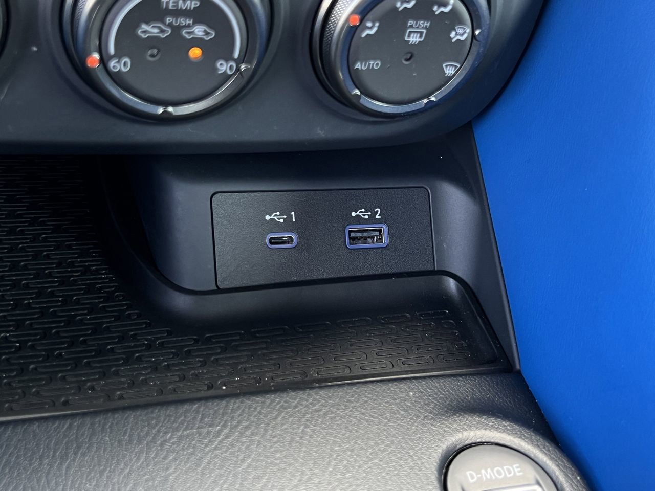 Certified 2024 Nissan Z Performance w/ Floor Mat Package image 19