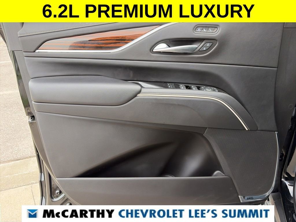 Used 2023 Cadillac Escalade Premium Luxury w/ LPO, Illumination Package AWD/4WD image 60