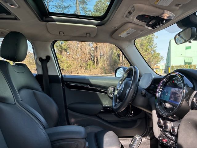 Used 2022 MINI Cooper S image 23