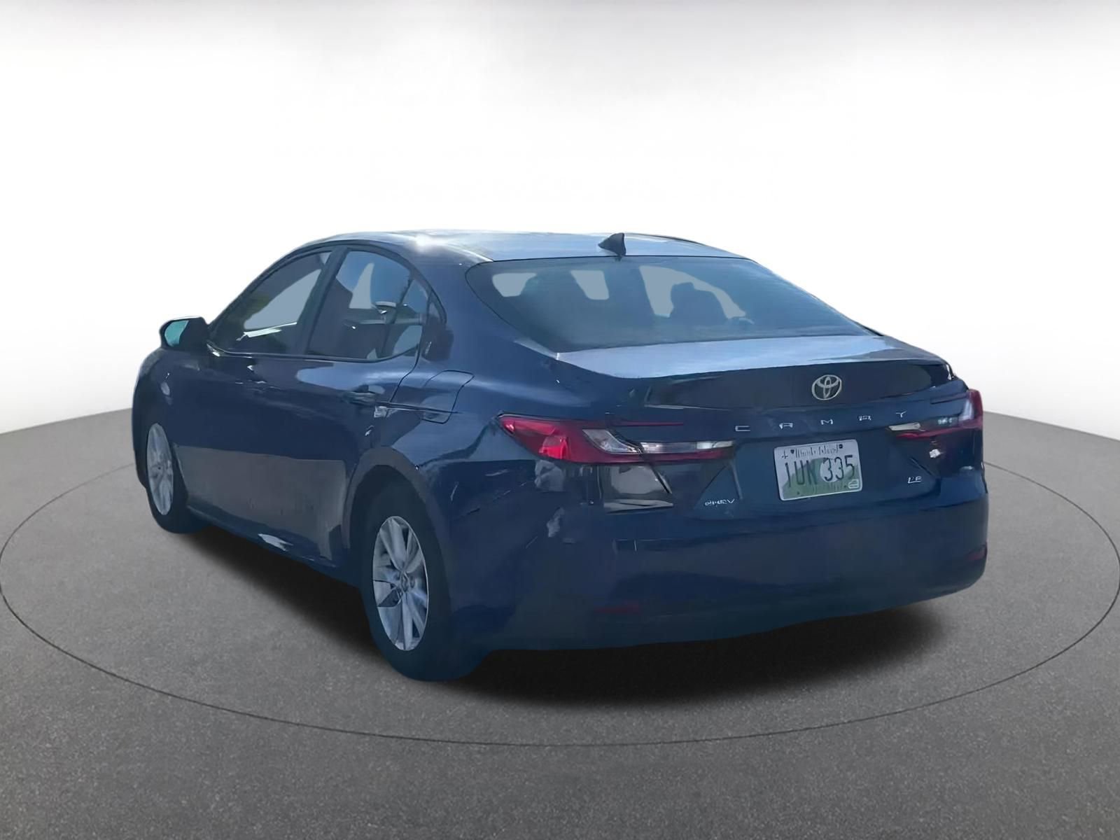 Used 2025 Toyota Camry LE image 11