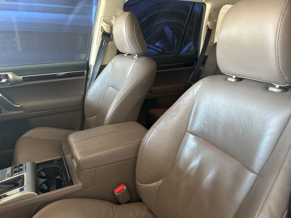 Used 2018 Lexus GX 460 Premium image 5