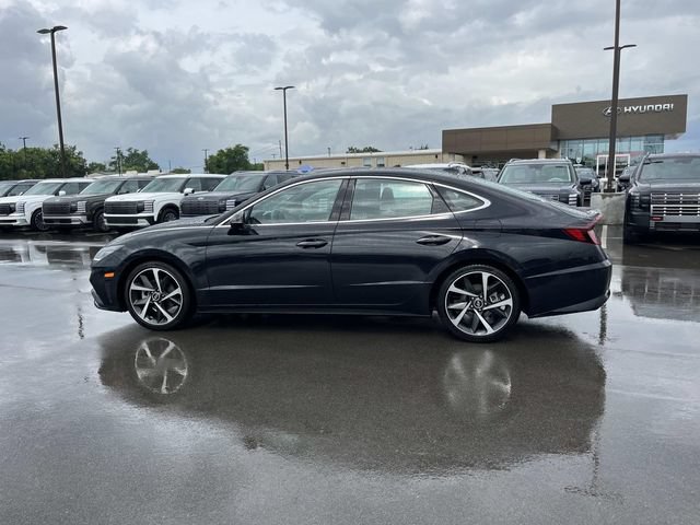 Certified 2023 Hyundai Sonata SEL Plus FWD image 8