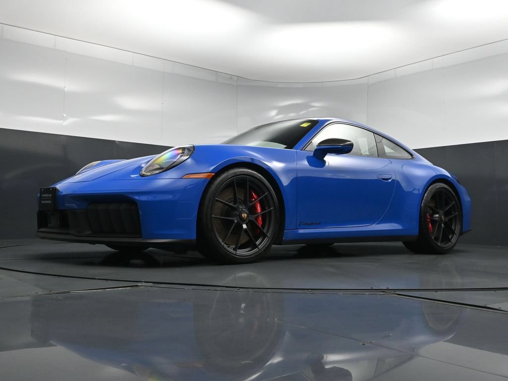 Used 2025 Porsche 911 Carrera GTS RWD image 22