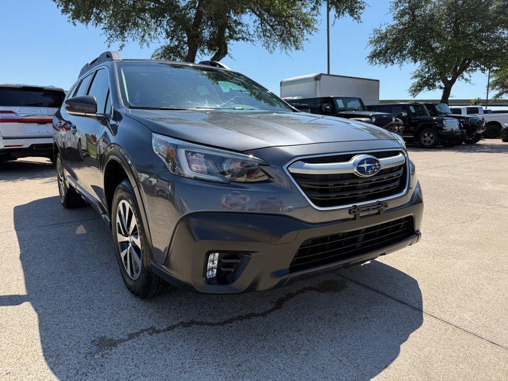 Used 2021 Subaru Outback Premium AWD/4WD image 1
