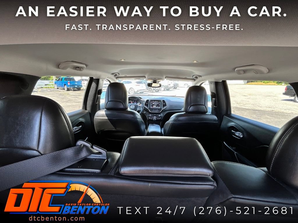 Used 2021 Jeep Cherokee Latitude Lux w/ Comfort/Convenience Group AWD/4WD image 28
