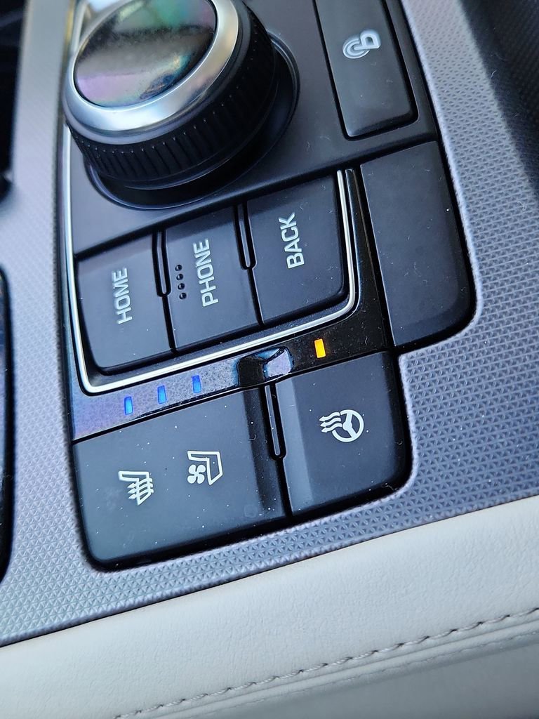 Used 2017 Genesis G80 3.8 w/ Option Group 03 image 21
