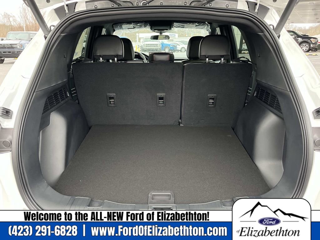 New 2026 Ford Escape ST-Line Select w/ Tech Pack #2 image 18