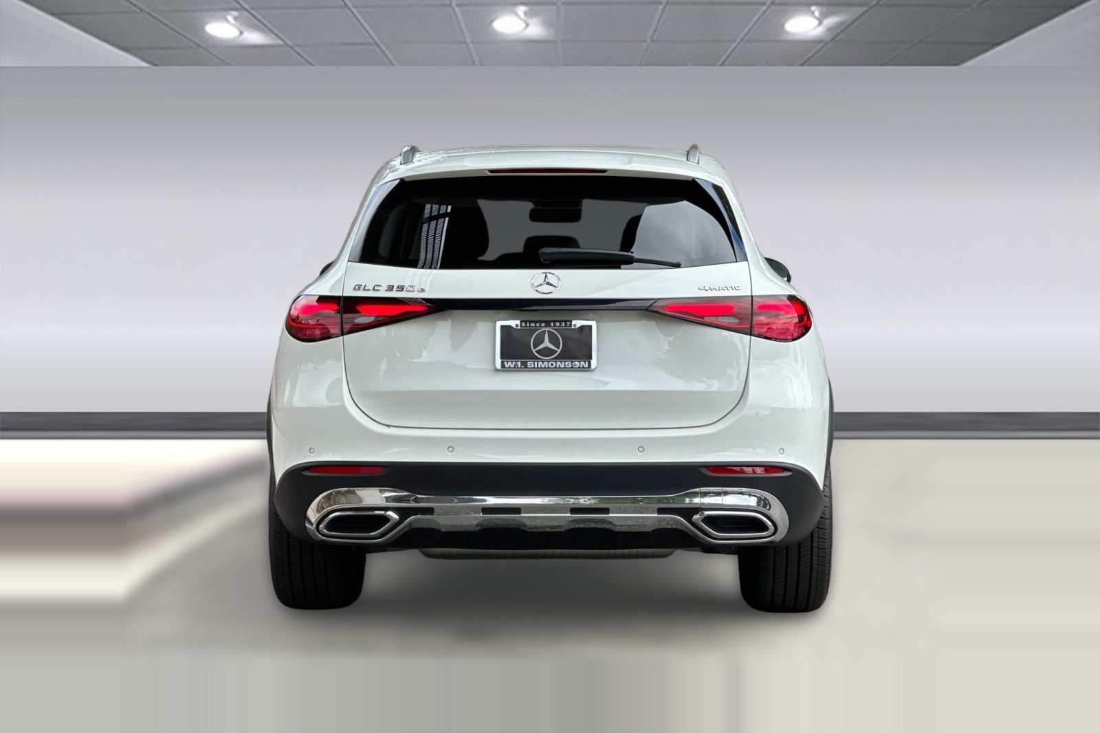 Used 2025 Mercedes-Benz GLC 350e 4MATIC image 10