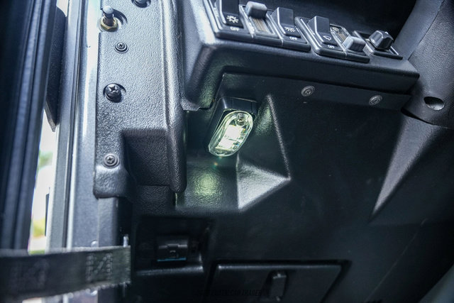 Used 2003 HUMMER H1 4-Door Open Top image 29