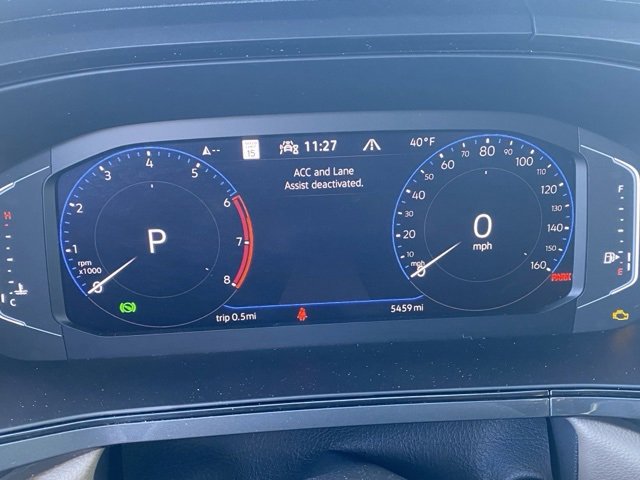 Certified 2024 Volkswagen Taos SEL image 6