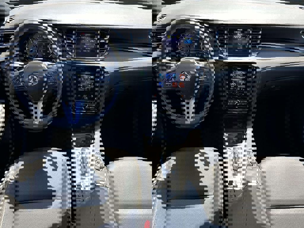 Used 2025 INFINITI QX55 Luxe w/ Cargo Package image 16