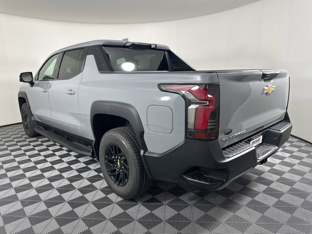 New 2026 Chevrolet Silverado EV LT image 4