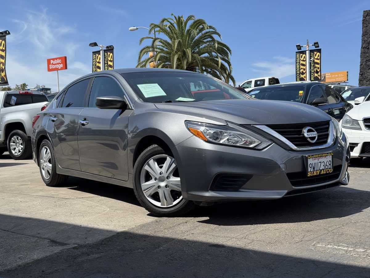 Used 2018 Nissan Altima 2.5 S FWD image 2