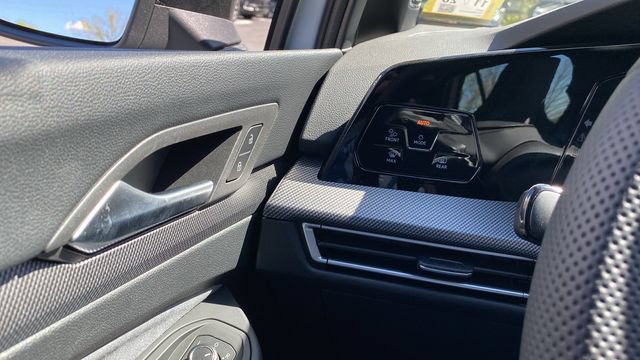 New 2026 Volkswagen Golf w/ Euro Style Package AWD/4WD image 17