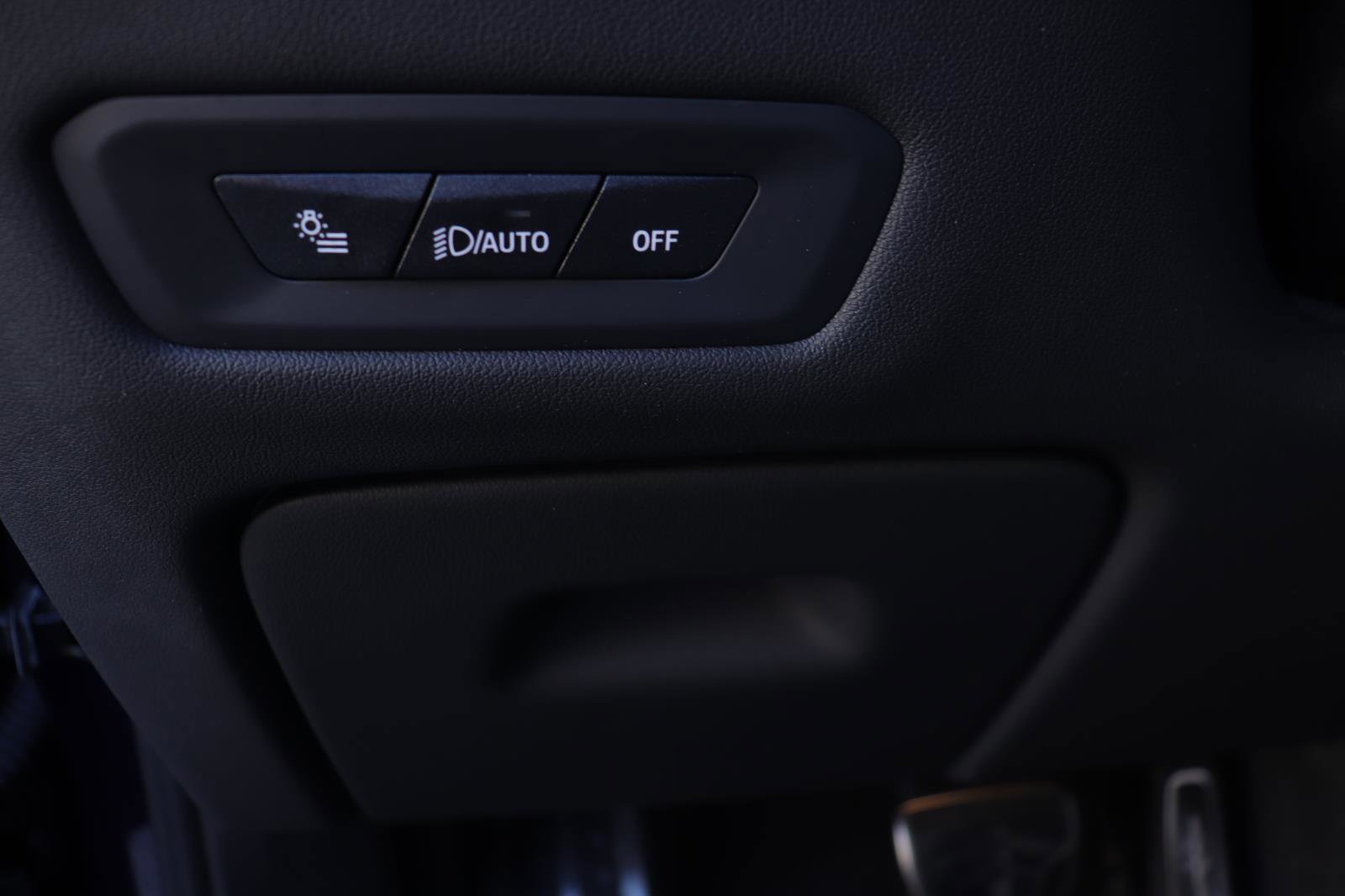 Certified 2024 BMW X5 sDrive40i w/ M Sport Package image 28