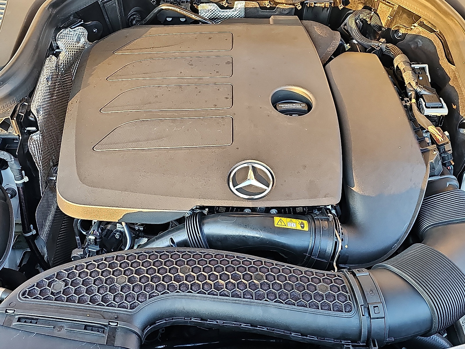Used 2022 Mercedes-Benz GLC 300 4MATIC image 27