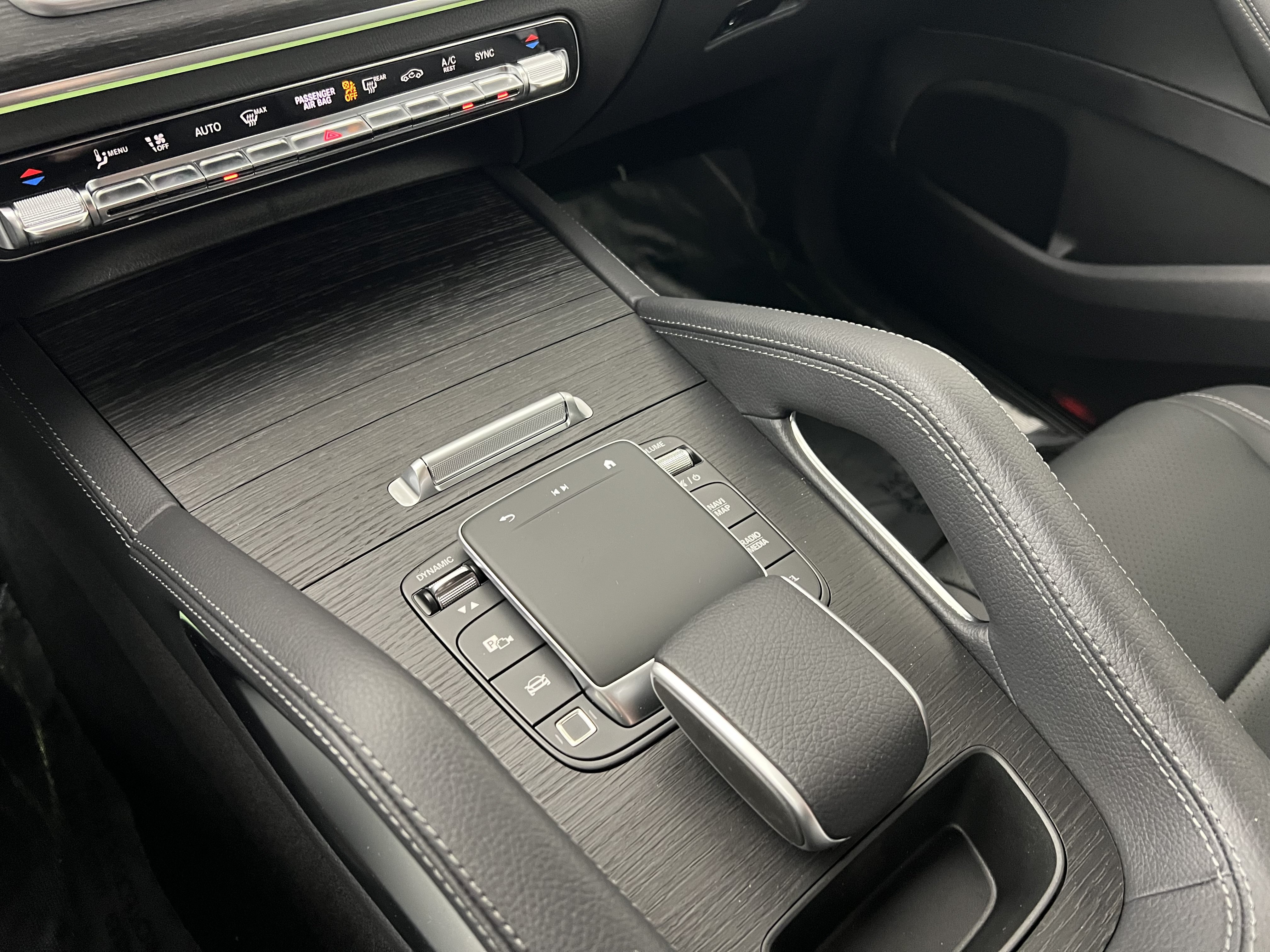 New 2026 Mercedes-Benz GLE 450 4MATIC Coupe image 33