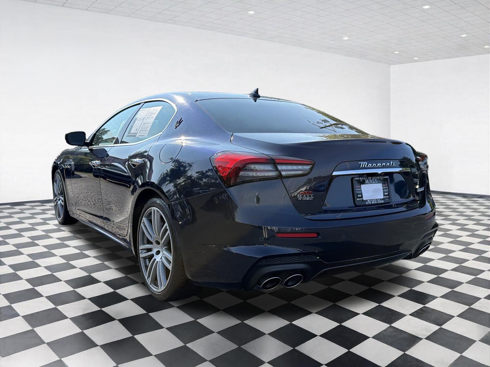 Used 2022 Maserati Ghibli Modena RWD image 11