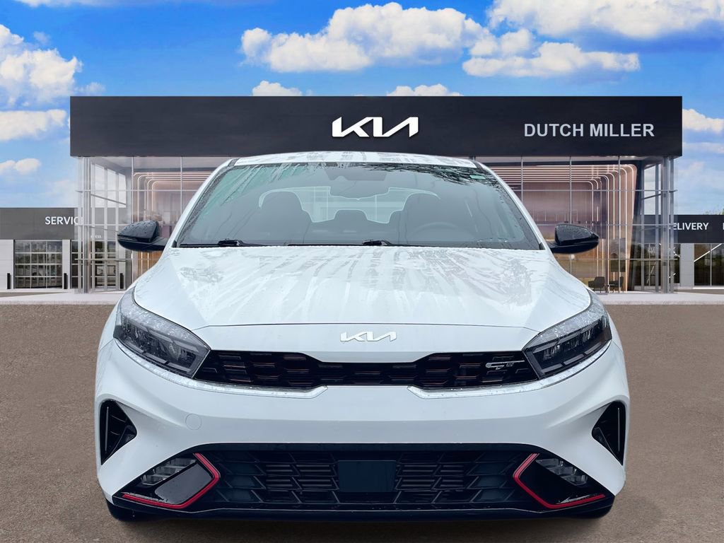 Used 2023 Kia Forte GT image 2