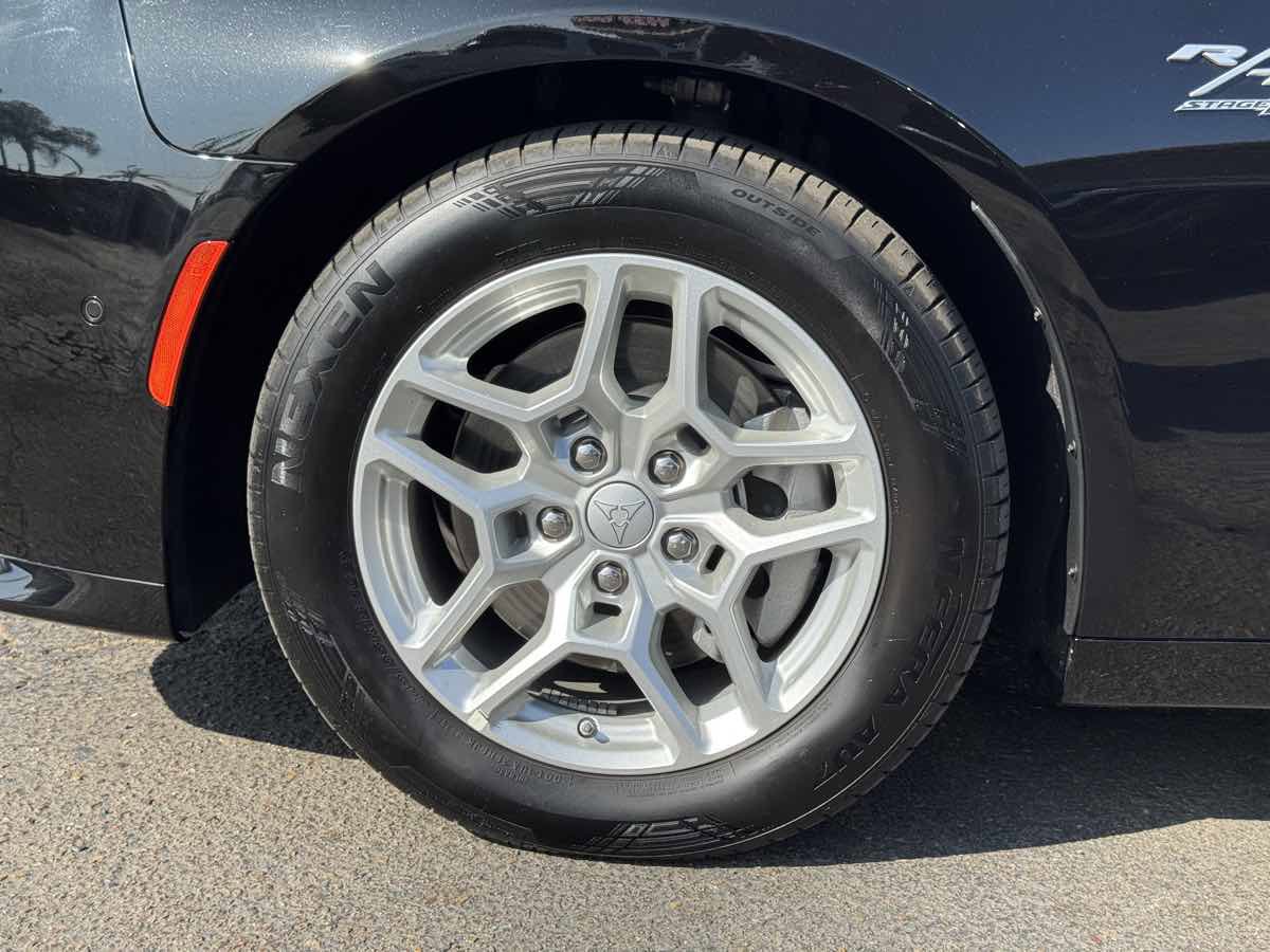 Used 2025 Dodge Charger Daytona R/T w/ Quick Order Package 25M R/T image 7