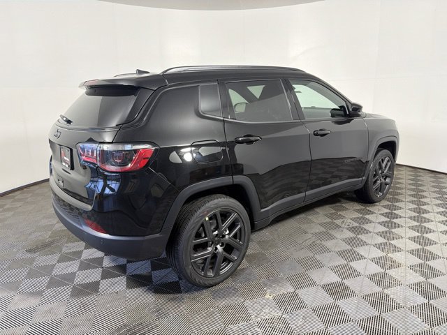 New 2026 Jeep Compass Limited AWD/4WD image 13