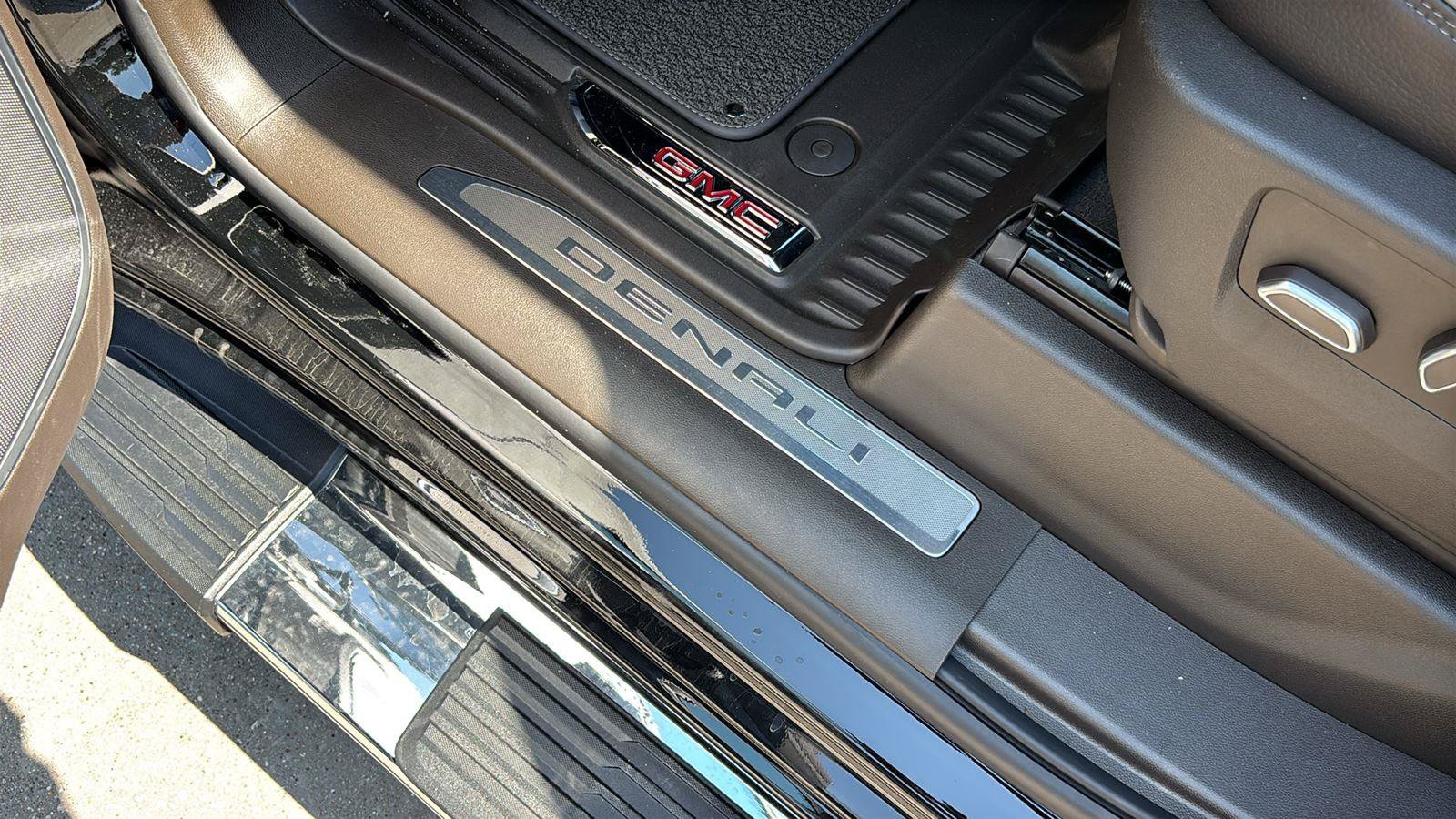 New 2026 GMC Sierra 1500 Denali AWD/4WD image 17
