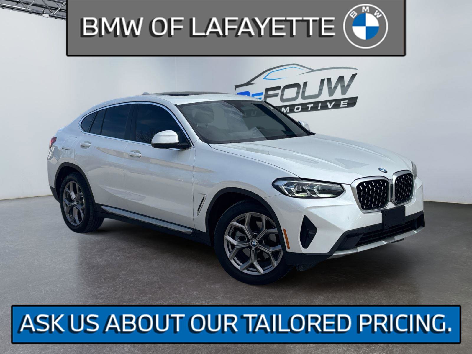 Used 2022 BMW X4 xDrive30i w/ Convenience Package image 1