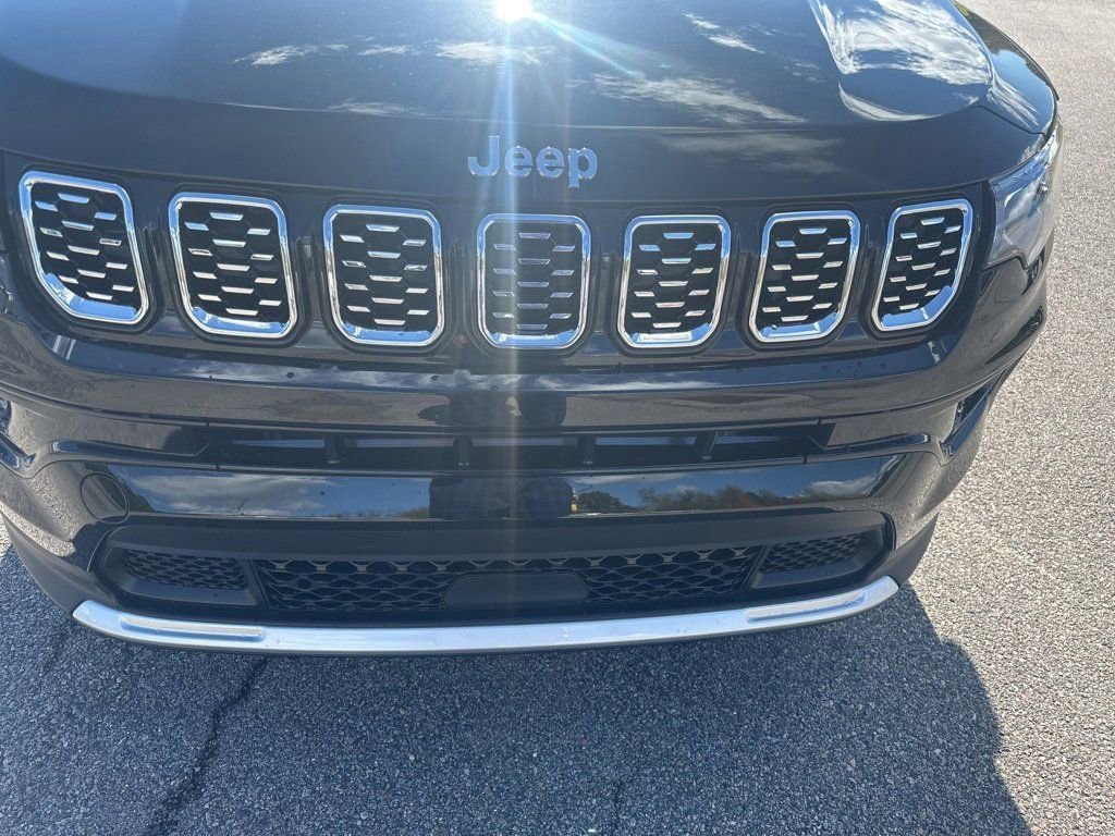 New 2026 Jeep Compass Limited w/ Sun, Sound & Navigation Group image 13