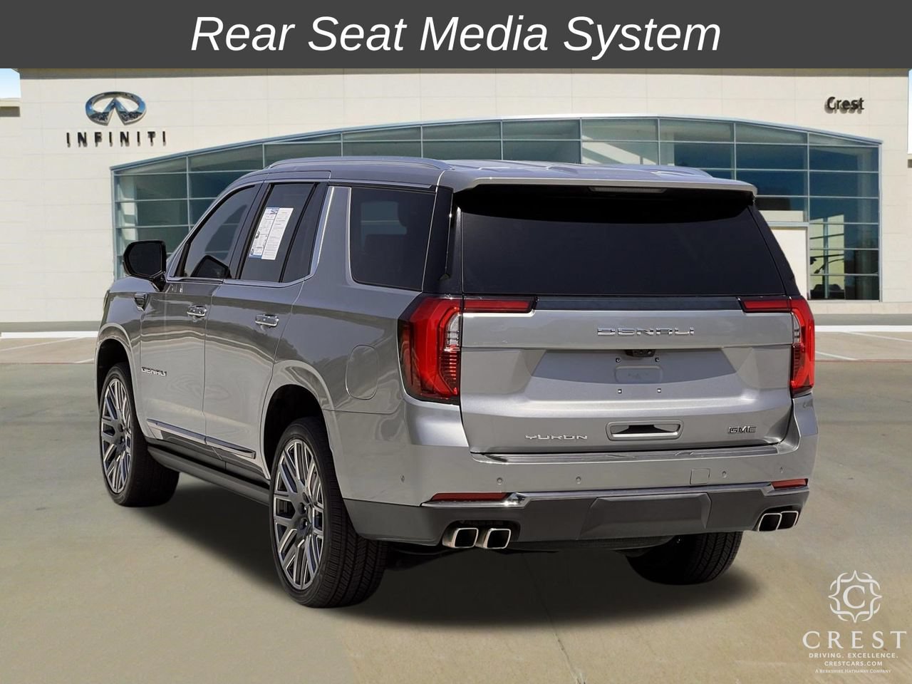 Used 2025 GMC Yukon Denali Ultimate AWD/4WD image 7