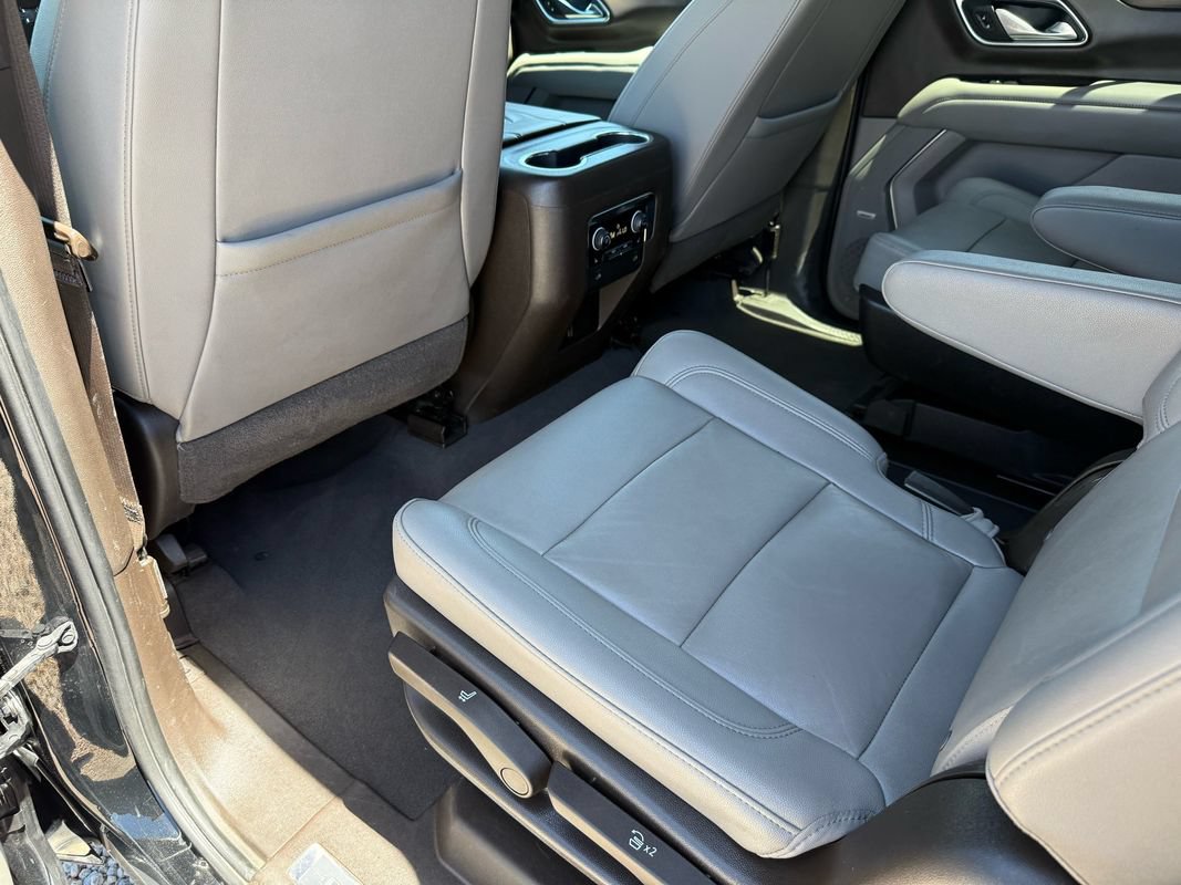 Used 2021 Chevrolet Tahoe Z71 w/ Z71 Off-Road Package AWD/4WD image 26